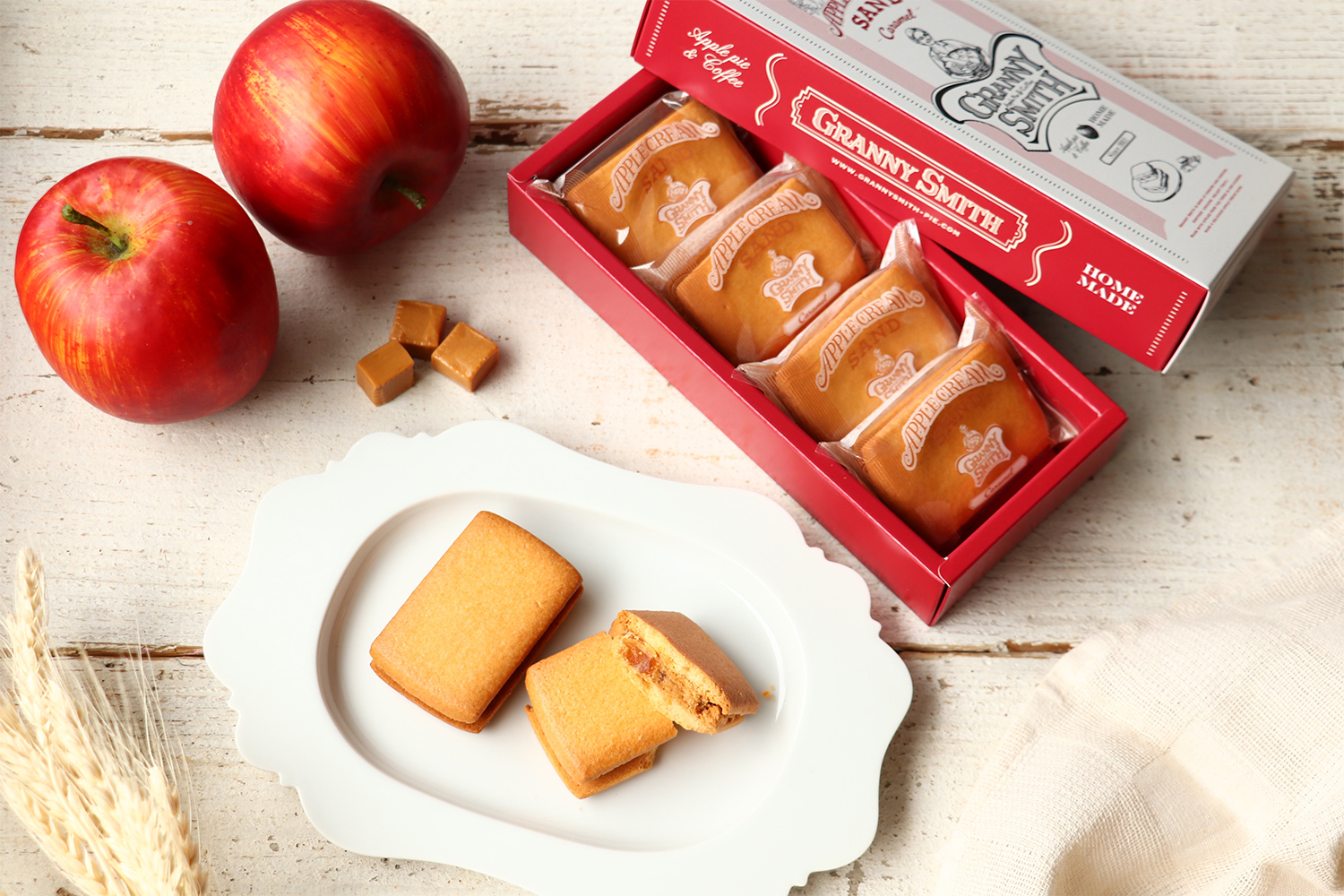 アップルクリームサンド(キャラメル)