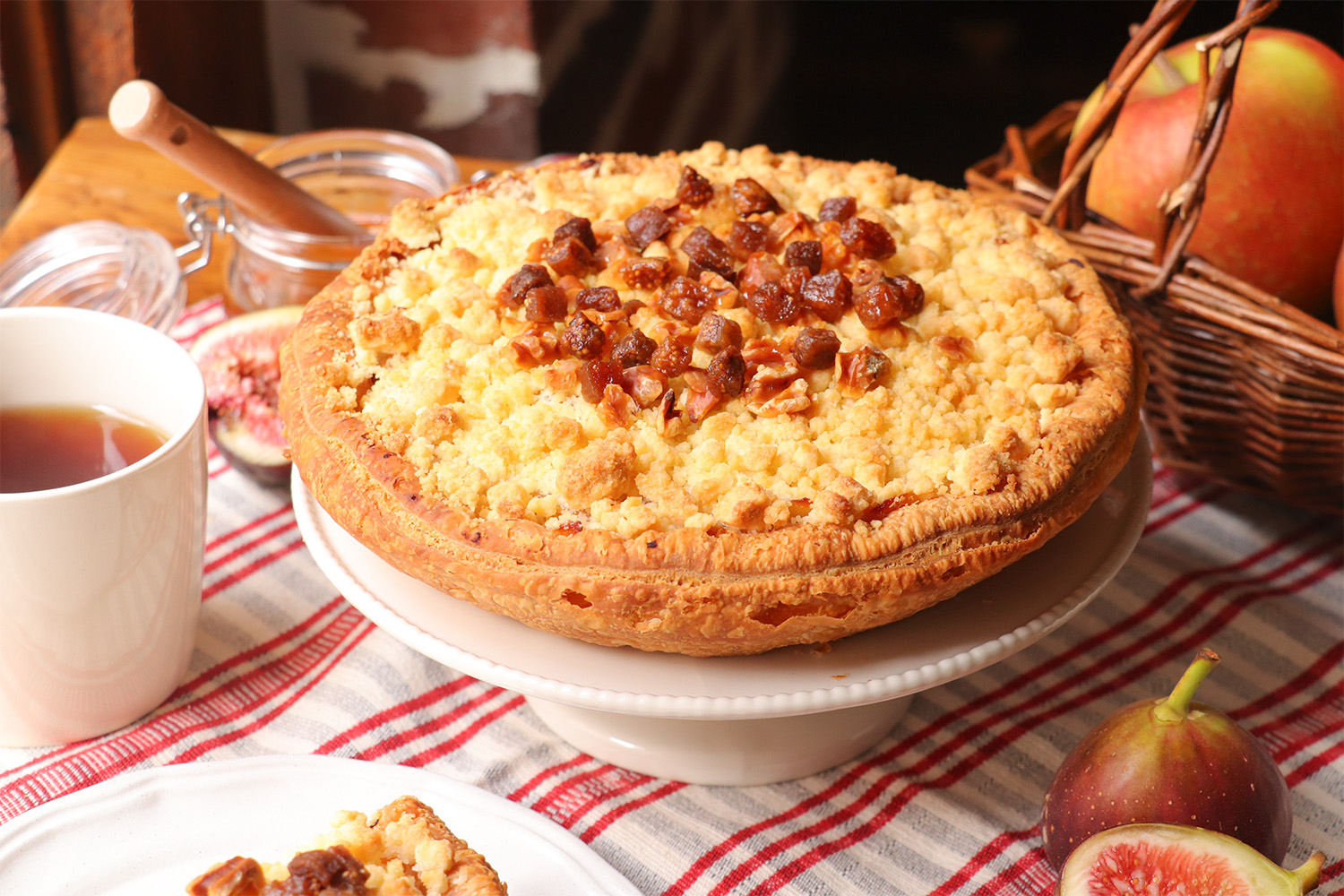 ドライフィグとくるみのクリームチーズアップルパイ