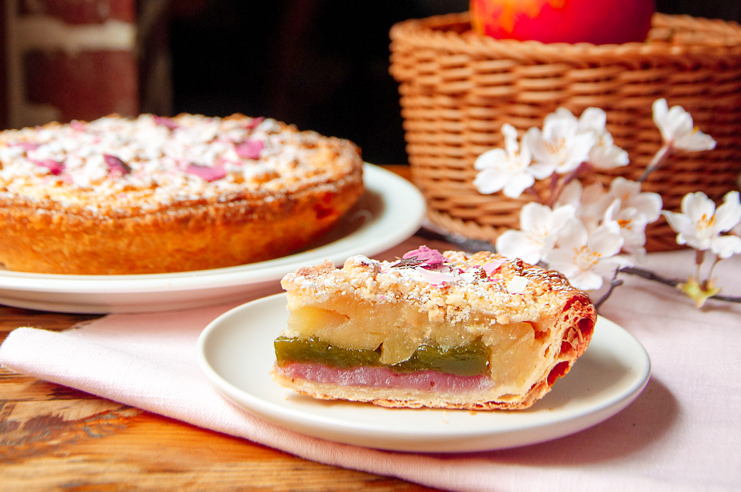 【2026/3/25(水)～】桜わらび餅アップルパイ登場！